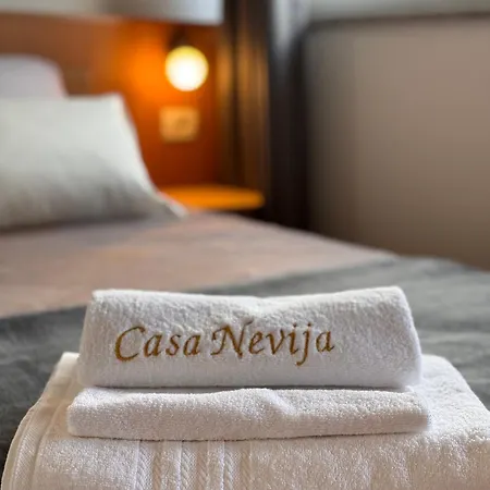 Casa Nevija グロジュニャン